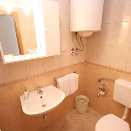 Nikola Apartmán Mlini