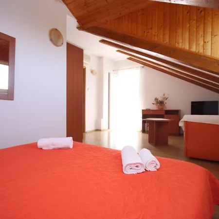 Nikola Apartman *